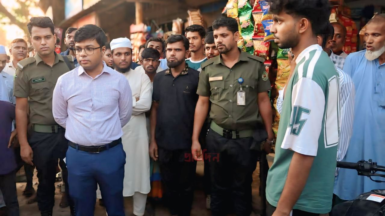 শেরপুরে সিলিন্ডার গ্যাসের দাম বেশি নেওয়ায় ৩ ব্যবসায়ীকে জরিমানা