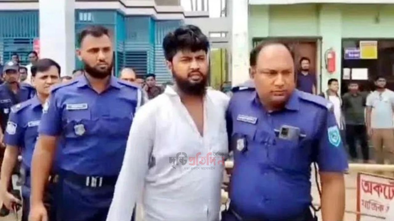 গাইবান্ধার পলাশবাড়ীতে পেট্রোল পাম্পে যুবকের ছুরিকাঘাতে আহত ৩