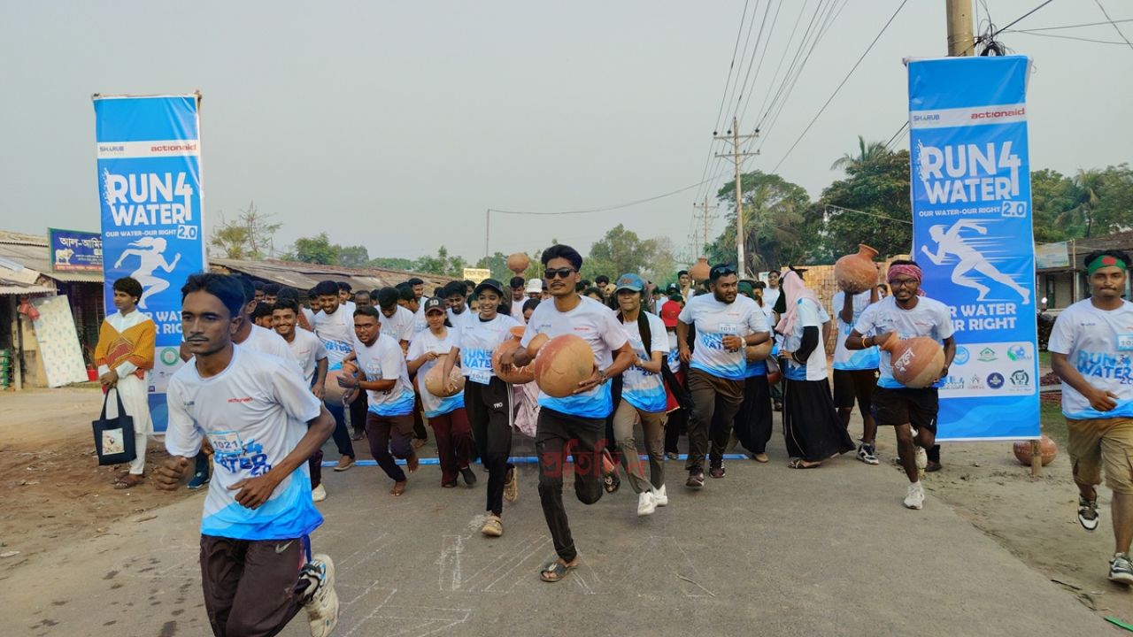 সাতক্ষীরার শ্যাৃমগরে ব্যতিক্রমধর্মী ম্যারাথন ‘রান ফর ওয়াটার-২.o’