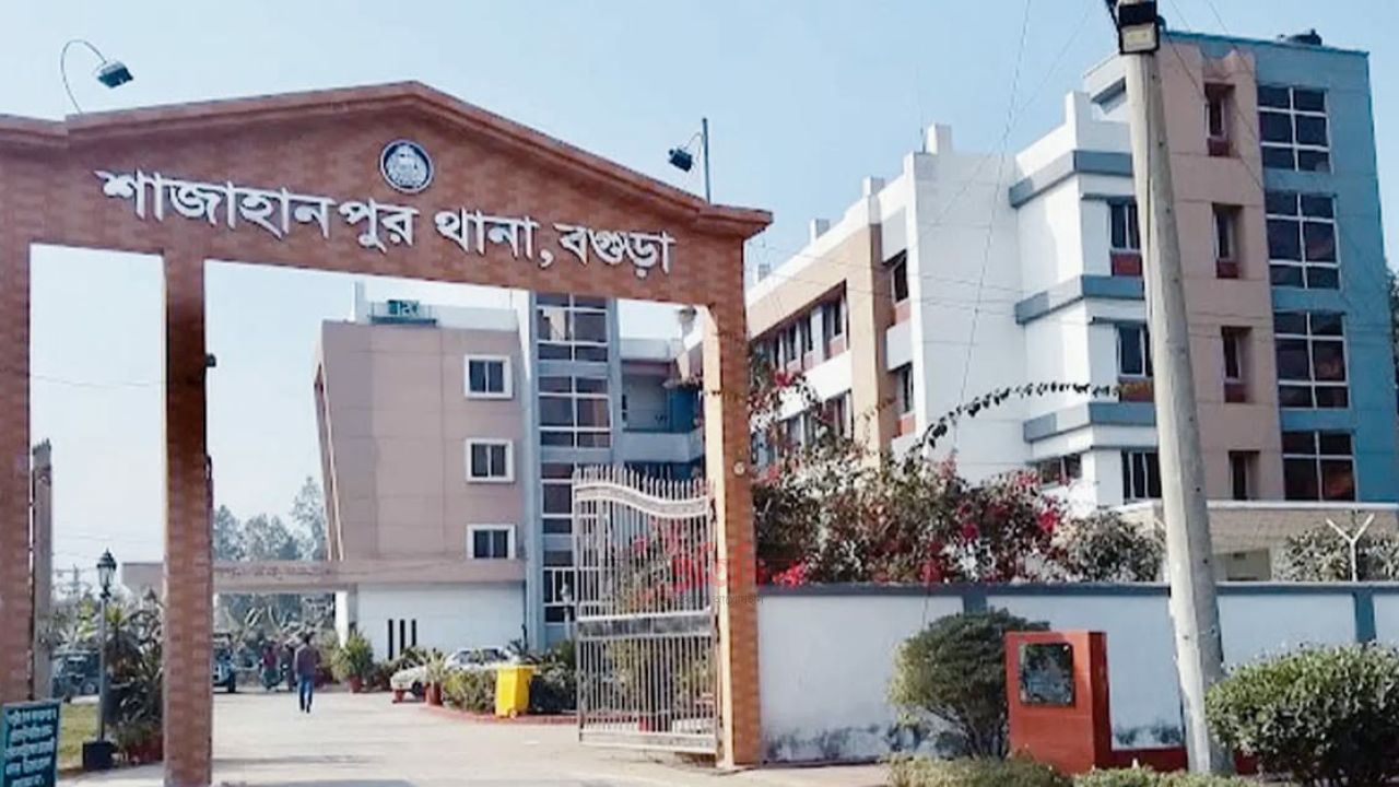 স্ত্রীর তালাকের অভিমানে গায়ে পেট্রোল ঢেলে আগুন ঢাকায় নেওয়ার পথে মৃত্যু