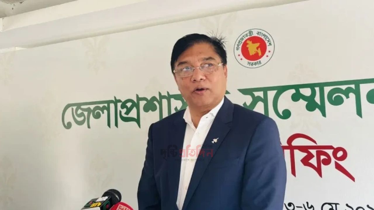 বিমানবন্দরের পাশাপাশি বগুড়ায় হচ্ছে ফ্লাইং একাডেমি : বিমান প্রতিমন্ত্রী